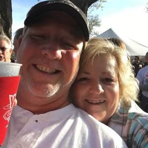 Meet your Posher, Suzanne